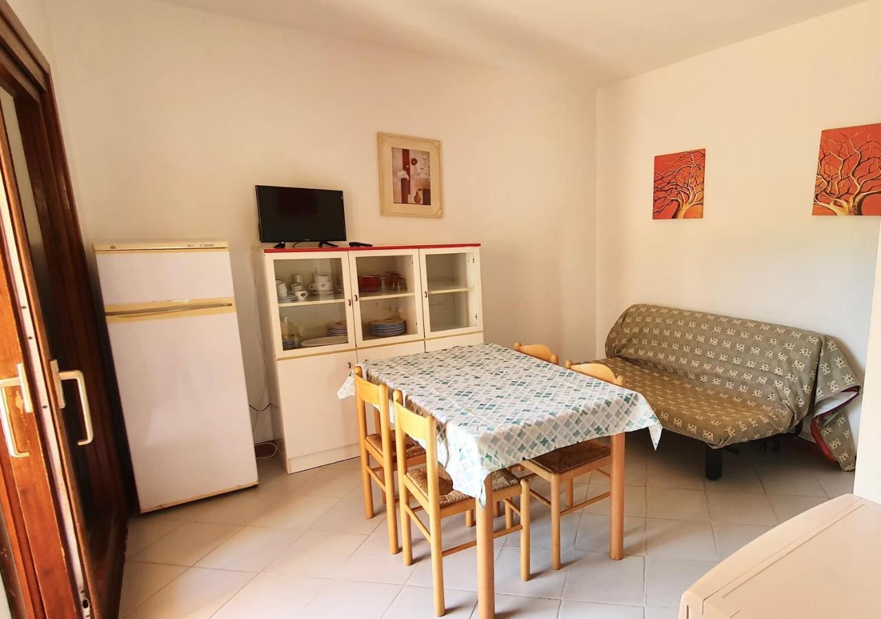 Iss Travel, Le Carrube Two Bedrooms Apartments With Air Conditioning San Teodoro  Exterior foto