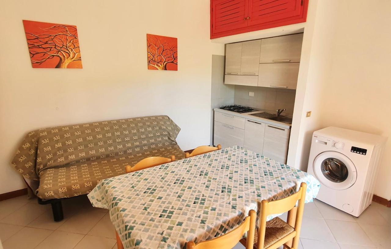 Iss Travel, Le Carrube Two Bedrooms Apartments With Air Conditioning San Teodoro  Exterior foto