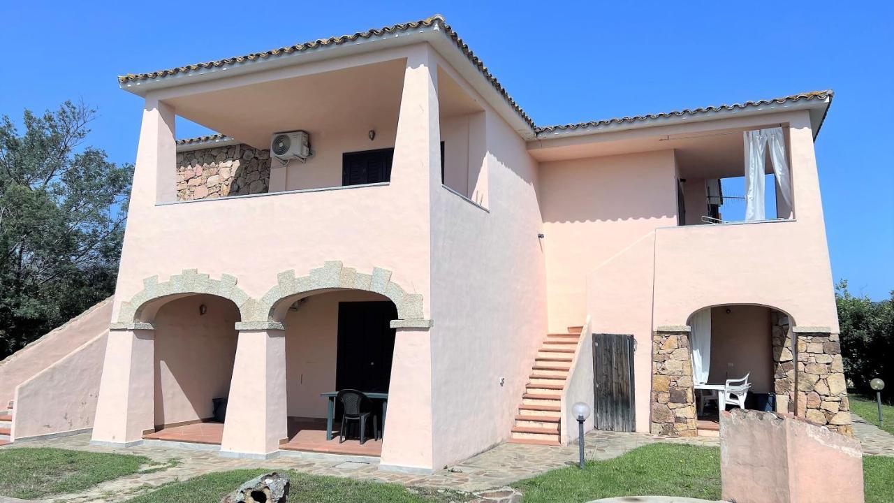 Iss Travel, Le Carrube Two Bedrooms Apartments With Air Conditioning San Teodoro  Exterior foto